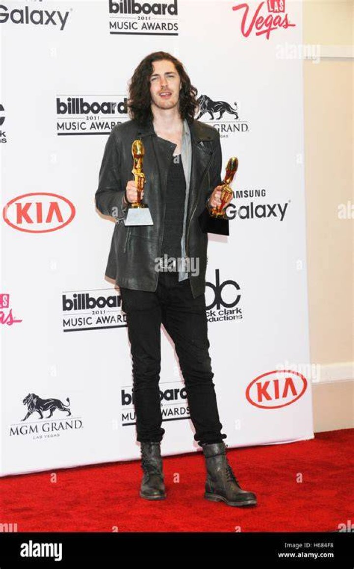 hozier-billboard-awards-2015