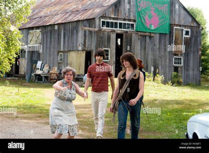 Imelda Staunton, Demetri Martin, & Jonathan Groff In &lsquo;Taking Woodstock&rsquo;