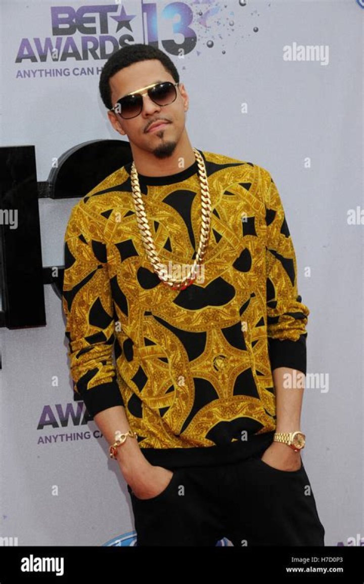 J.-Cole-BET-awards-2013