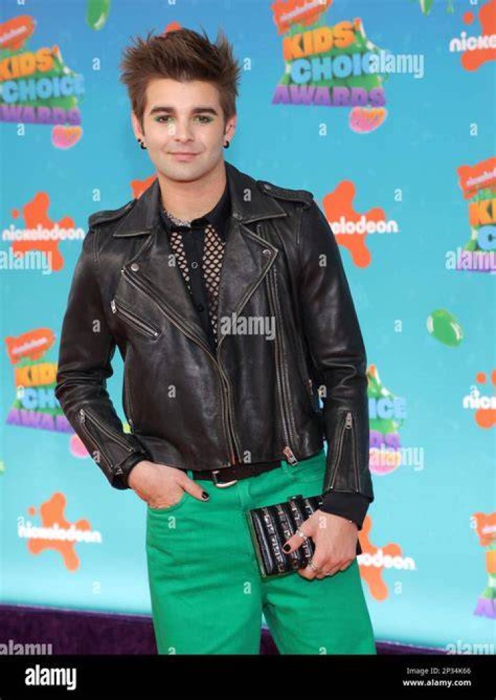 jack-griffo-8