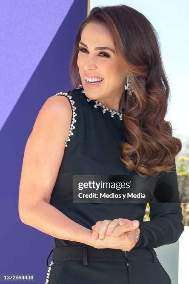 Jacqueline Bracamontes