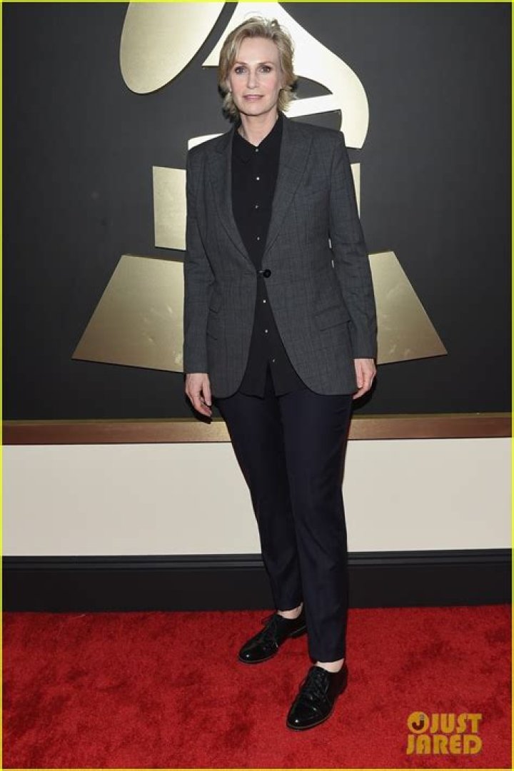 jane-lynch-grammys-2015-grammy-awards