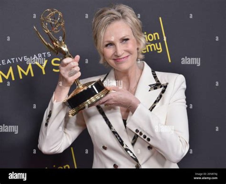 Jane Lynch wins Outstanding Guest Actress In A Comedy Series for 'The Marvelous Mrs. Maisel' at the 2019 Creative Arts Emmy Awards - Day 2 Press Room held at the Microsoft Theater in Los Angeles,, CA on Sunday, September 15, 2019. (Photo By Sthanlee B. Mirador/Sipa USA)(Sipa via AP Images)