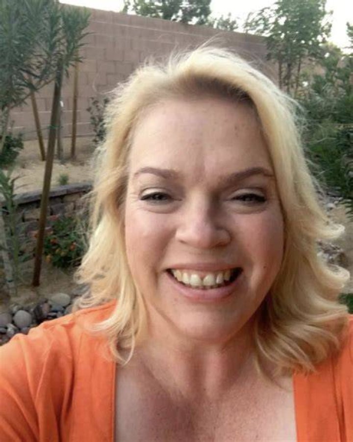 Janelle is in Flagstaff, AZ, on Sister Wives.