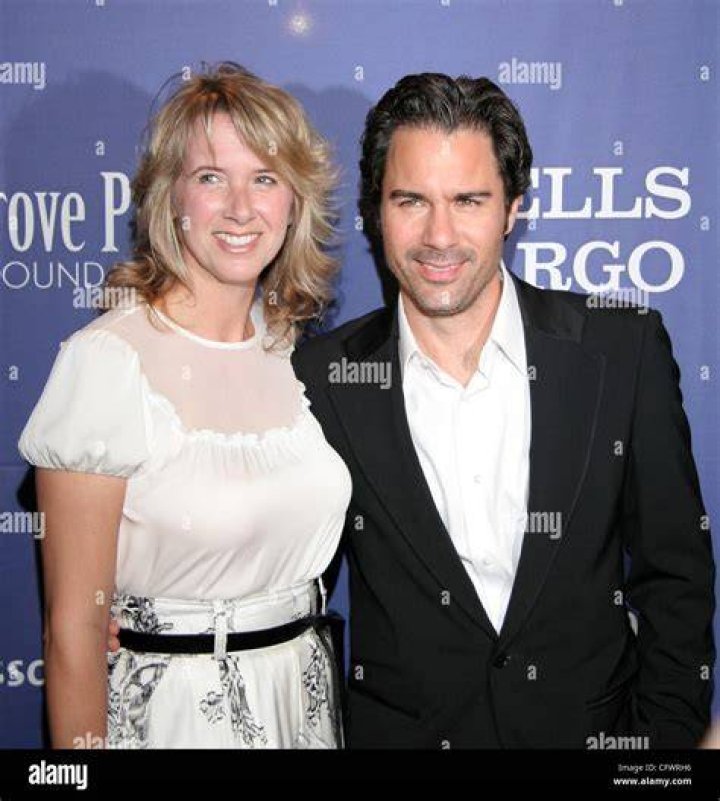 Janet-Holden-and-Eric-McCormack-elton-john-oscars-after-party-2016