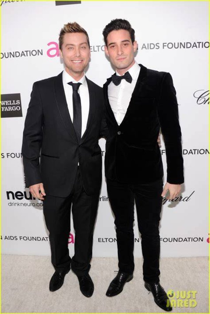 JC-Chasez-elton-john-oscars-after-party-2016