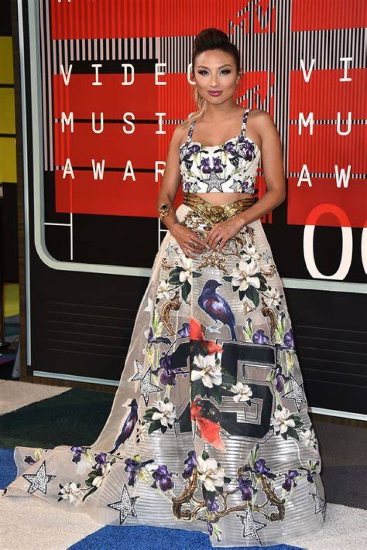 Jeannie-Mai-mtv-vmas-2015-video-music-awards