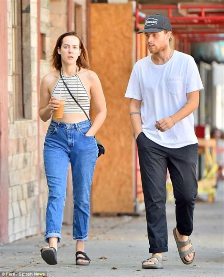 Jena-Malone-and-Ethan-DeLorenzo