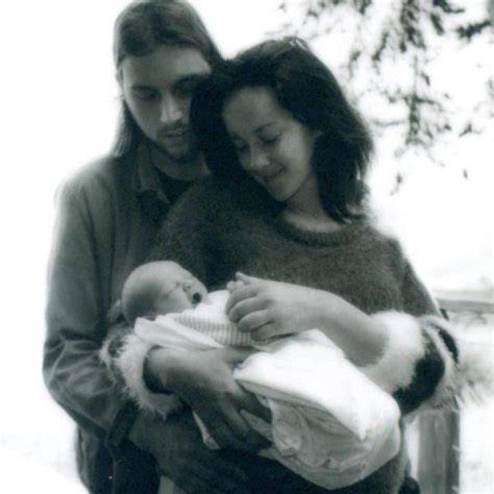 jena-malone-welcomes-first-baby-ftr