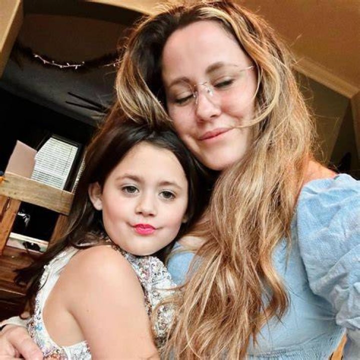 Jenelle Evans holding her daughter Ensley Eason