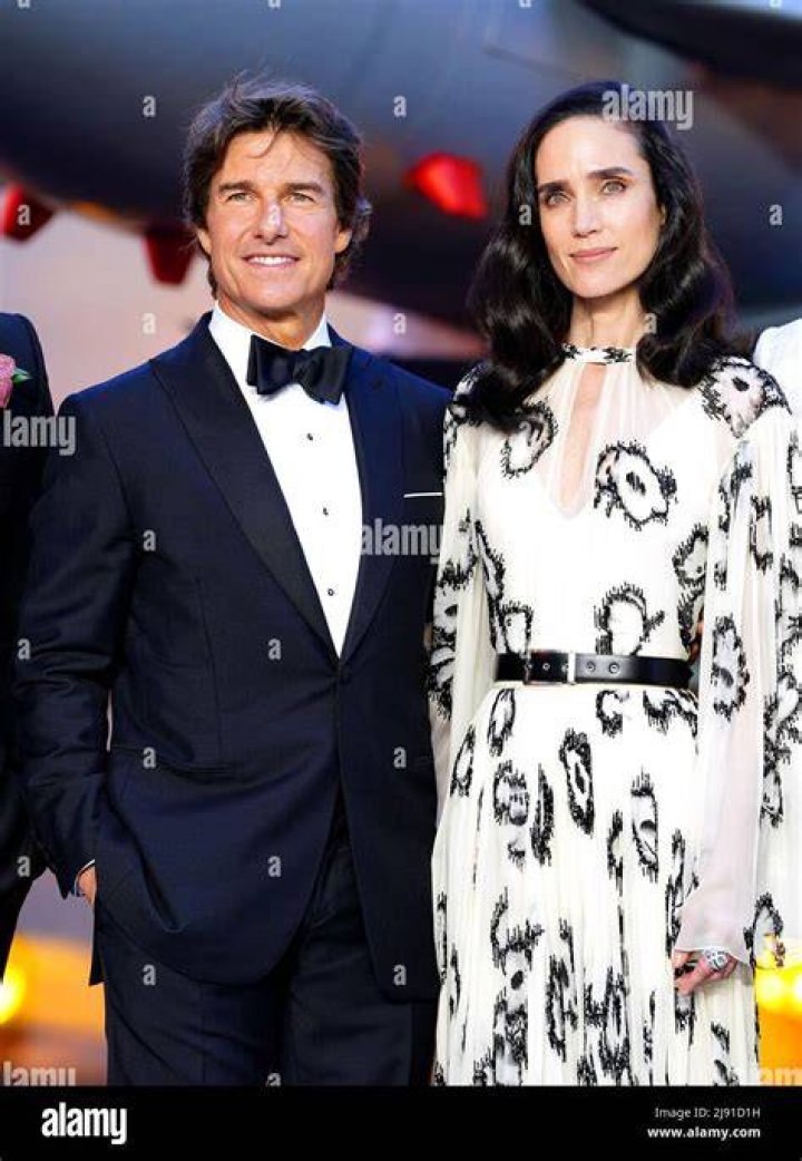 Jennifer Connelly & Tom Cruise At The Premiere Of &lsquo;Top Gun: Maverick&rsquo;