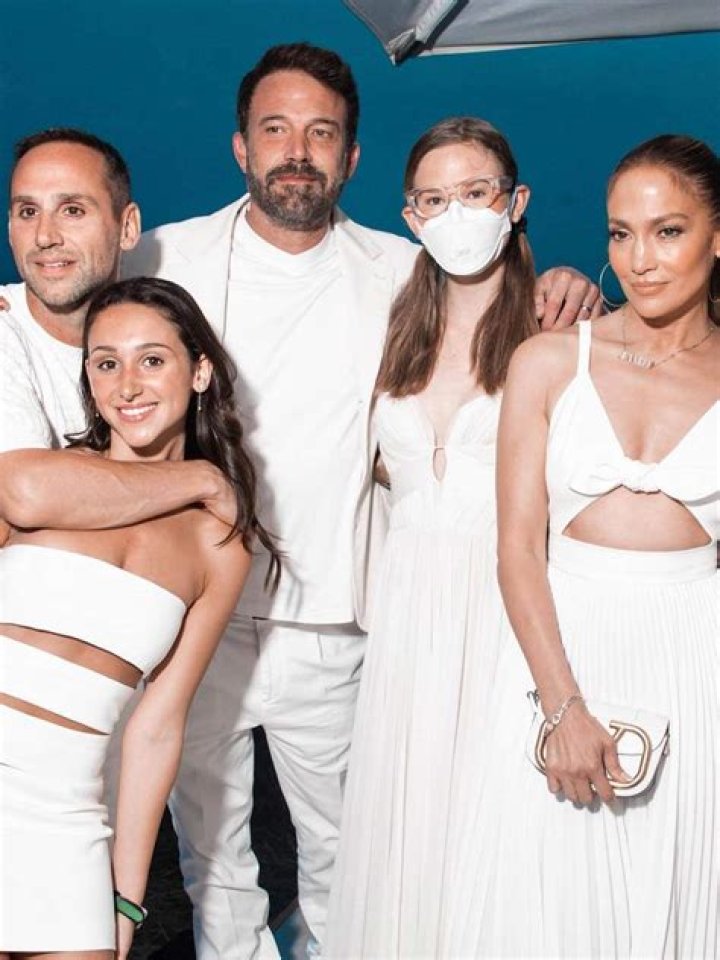 Jennifer Lopez, Violet Affleck