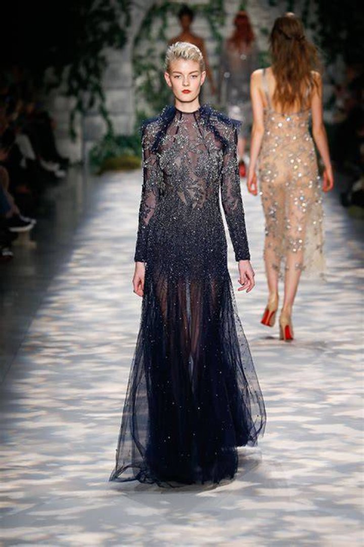 jenny-packham-fw17-runway-look-1