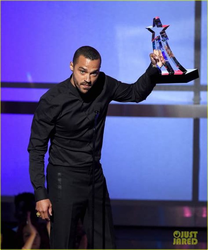Jesse-Williams-BET-Awards-2016-1