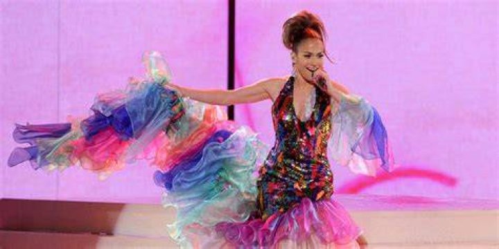 jlo-dancing