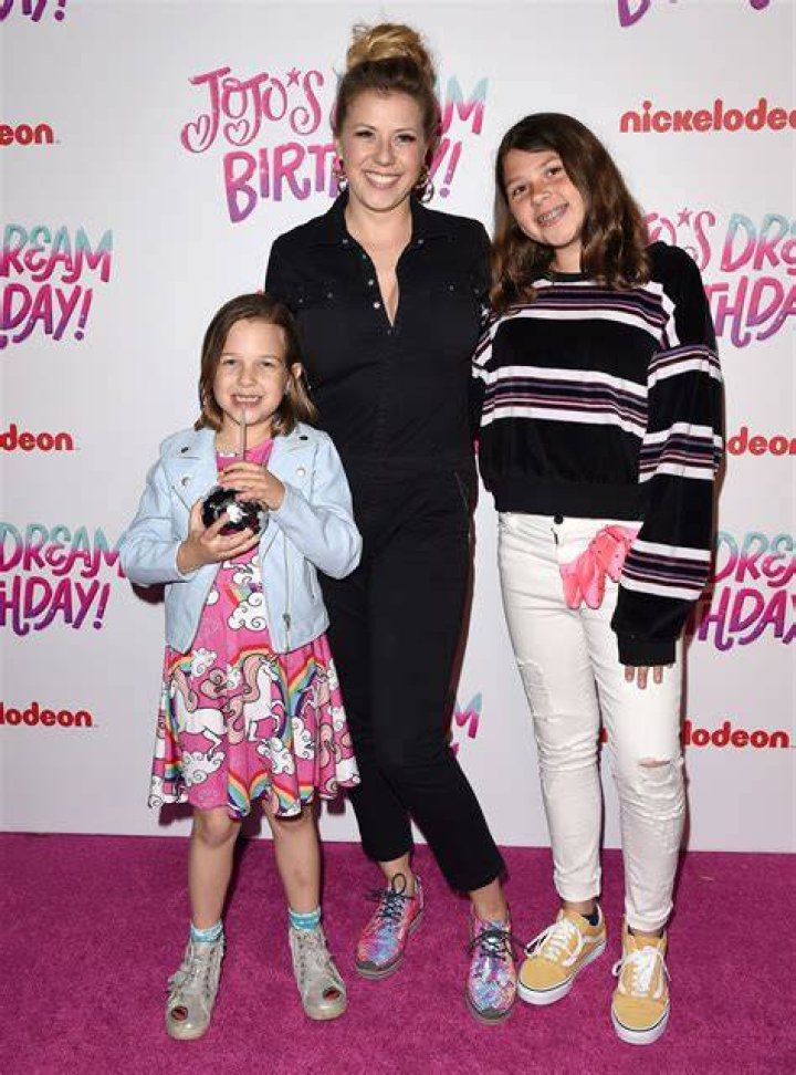 Jodie and Kids Celebrate the Holidays