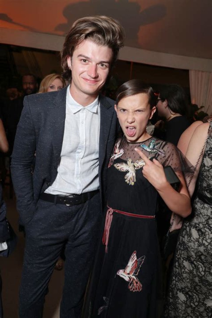 joe-keery-millie-bobby-brown