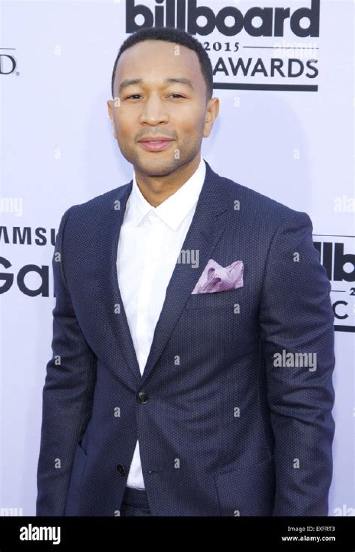 john-legend-billboard-awards-2015