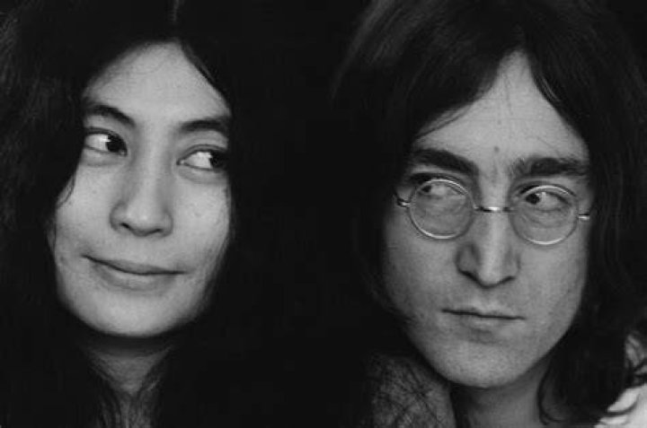 John Lennon & Yoko Ono Perform For UNICEF