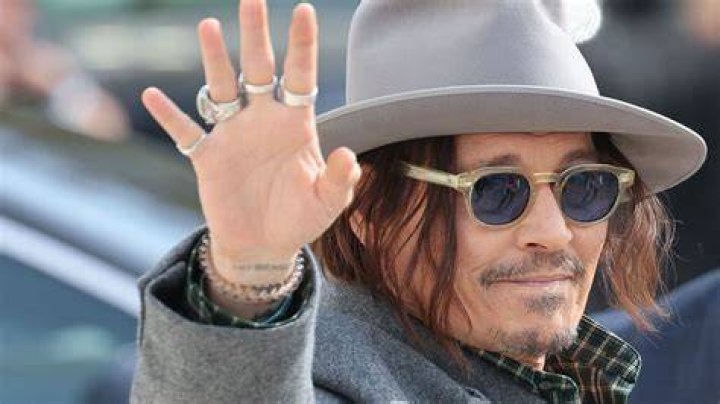 Johnny Depp is all smiles while signing autographs and posing for selfies for his fans outside the Capital Theater in Westchester, New York. Depp is on tour right now.Pictured: Johnny DeppRef: SPL5492036 081022 NON-EXCLUSIVEPicture by: Elder Ordonez / SplashNews.comSplash News and PicturesUSA: +1 310-525-5808London: +44 (0)20 8126 1009Berlin: +49 175 3764 Rights, No Poland Rights, No Portugal Rights, No Russia Rights