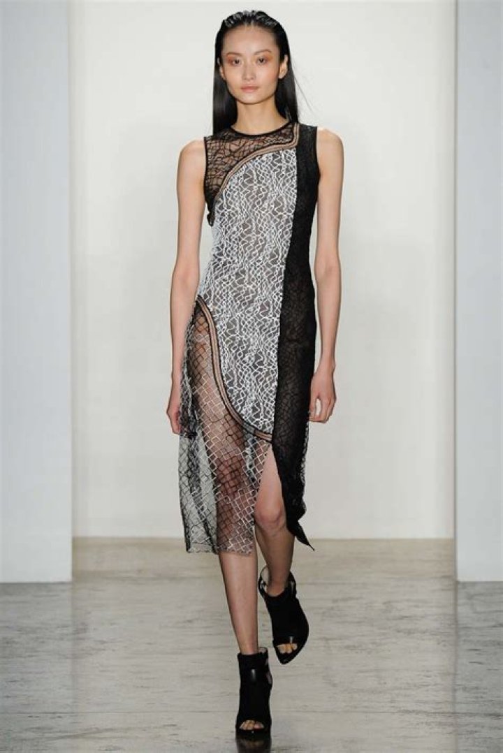 Jonathan-Simkhai&ndash;nyfw-2015-fall-beauty-gty-1