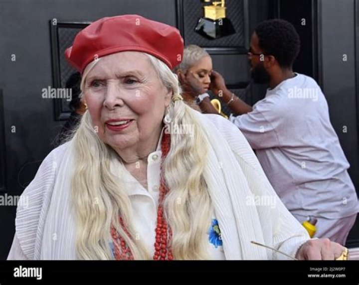 Joni Mitchell arrives to the Hammer Museum's "Gala In The Garden" on in Los Angeles Gala In The Garden Honoring Joni Mitchell And Mark Bradford, Los Angeles, USA