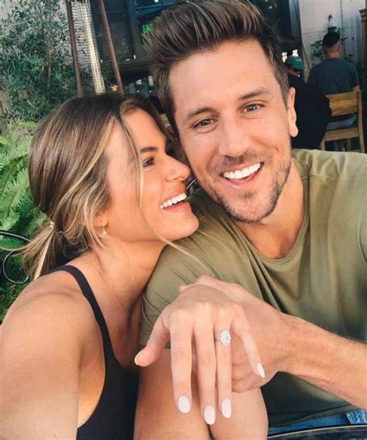 Jordan Rodgers JoJo Fletcher Second Engagement Ring Pics