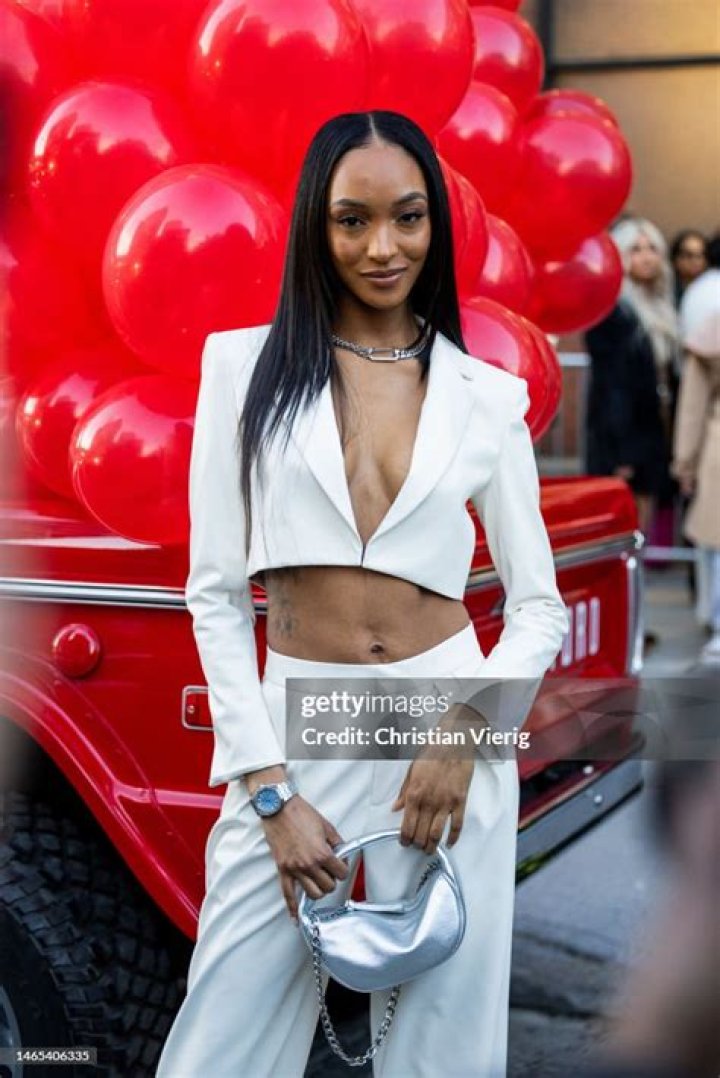 Jourdan Dunn wears white cropped blazer, pants, Audemars Piguet watch, silver bag outside the Alice & Olivia show during New York Fashion Week Pictured: Jourdan Dunn Ref: SPL5524302 110223 NON-EXCLUSIVE Picture by: Christopher Peterson / SplashNews.com Splash News and Pictures USA: 310-525-5808 UK: 020 8126 1009 World Rights
