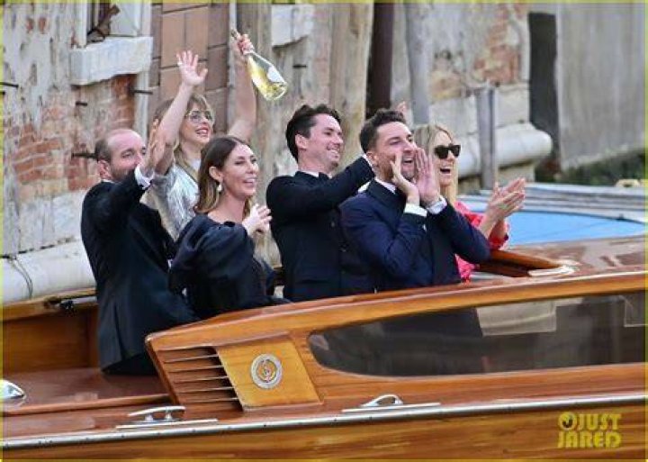 Julianne Hough in Italy