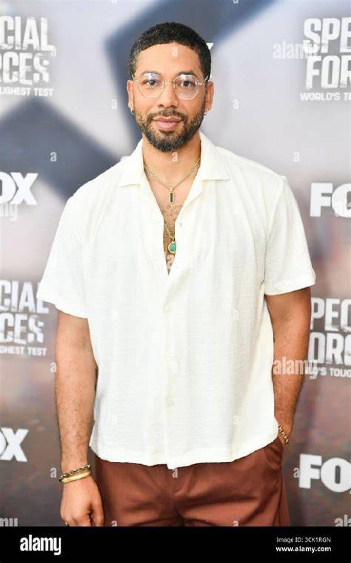 Jussie Smollett arrives at a news conference