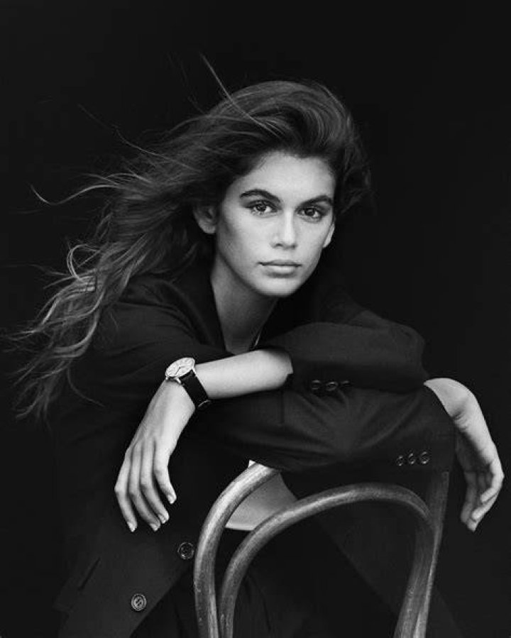 Kaia Gerber in a cool outfit