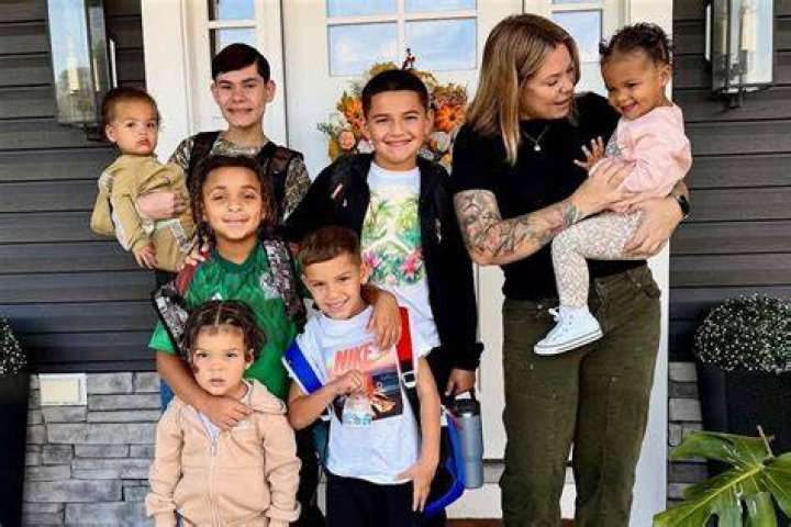 Kailyn Lowry In LAX With Son Isaac