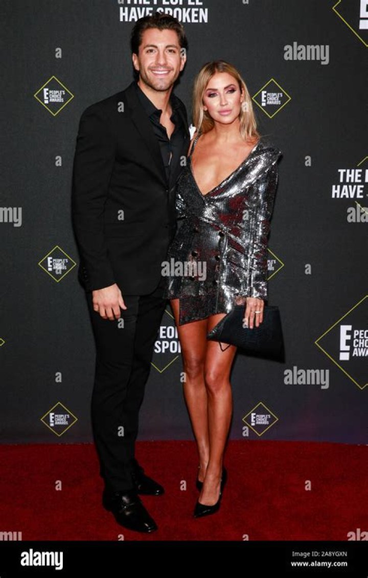 Kaitlyn Bristowe, Jason Tartick45th Annual People's Choice Awards, Arrivals, Barker Hanger, Los Angeles, USA - 10 Nov 2019