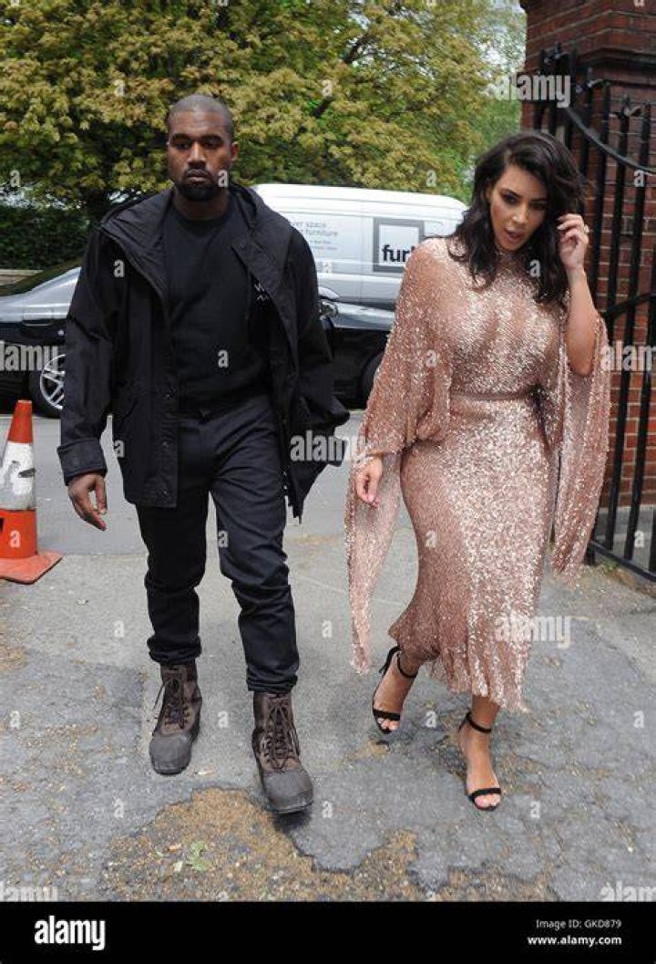 Kanye West & Kim Kardashian Leave Kendall Jenner&rsquo;s Birthday Party