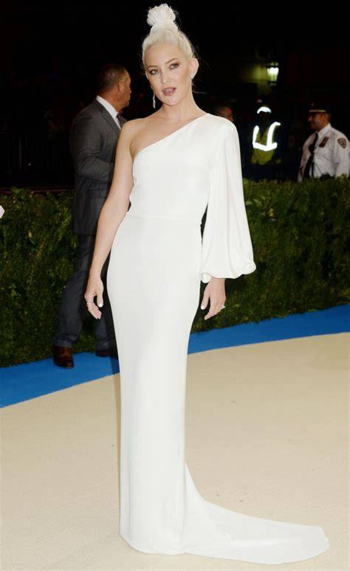 Kate-Hudson-met-gala-2017-beauty
