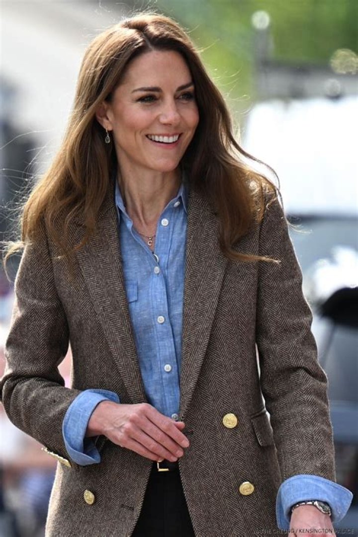 kate-middleton-outfits-04