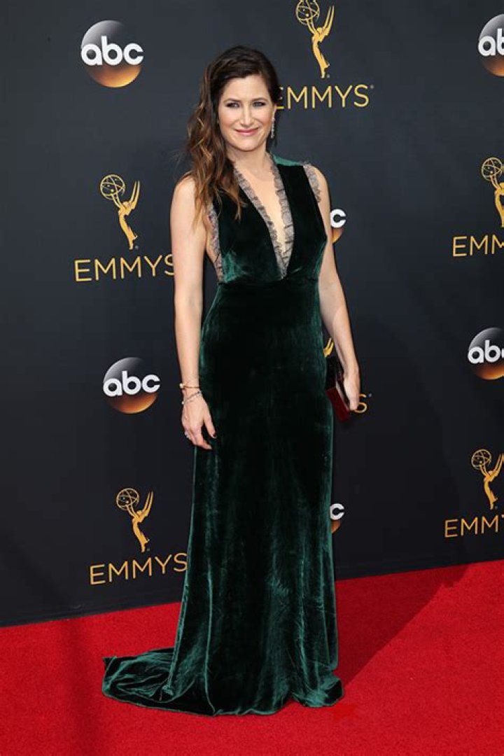 kathryn-hahn-emmys-2016-emmy-awards