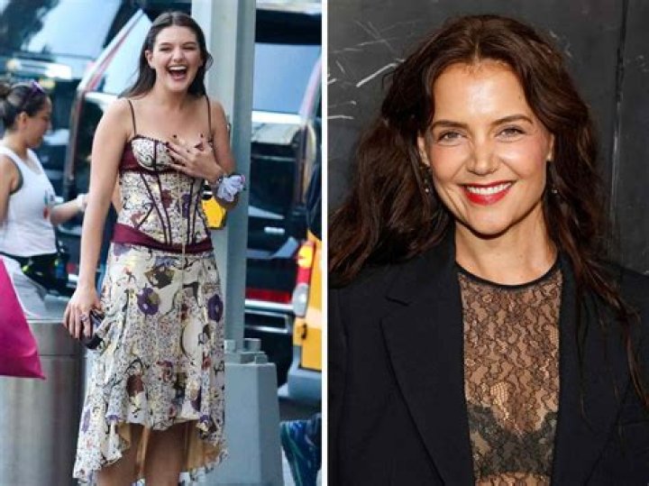 Katie Holmes & Suri Cruise look at something