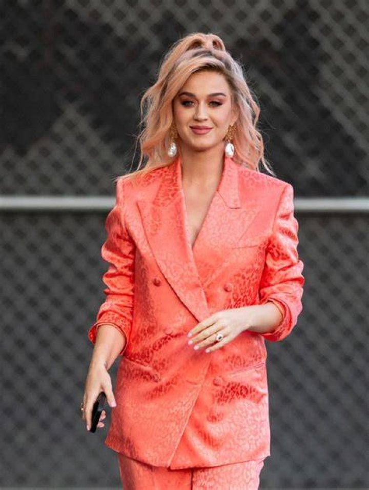 Katy Perry In A Coral Pantsuit