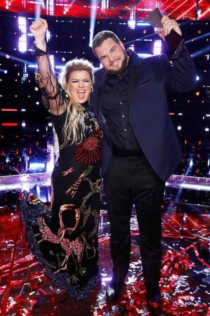 kelly clarkson jake hoot
