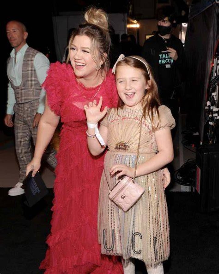 Kelly Clarkson kids
