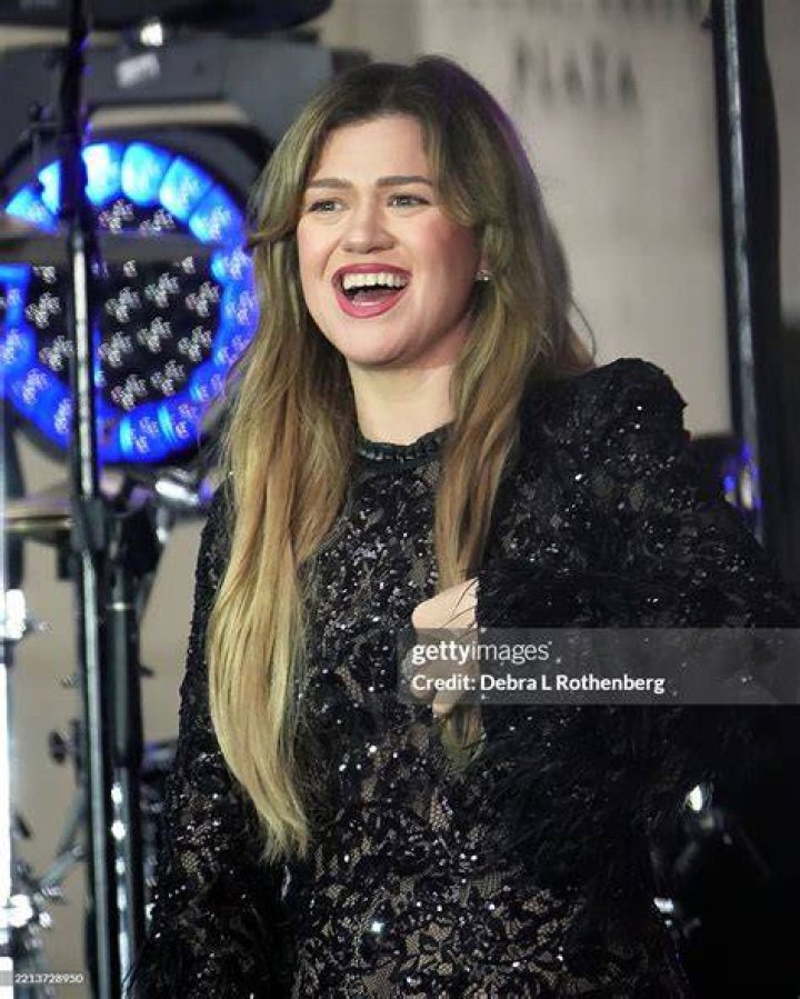 Kelly Clarkson performs "I Will Always Love You" at the 57th Academy of Country Music Awards, at Allegiant Stadium in Las Vegas 57th ACM Awards - Show, Las Vegas, United States - 07 Mar 2022