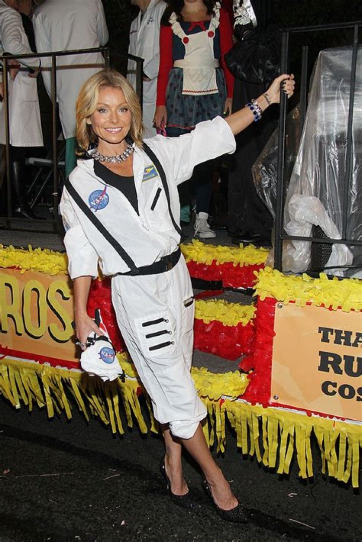 Kelly Ripa As An Astronaut