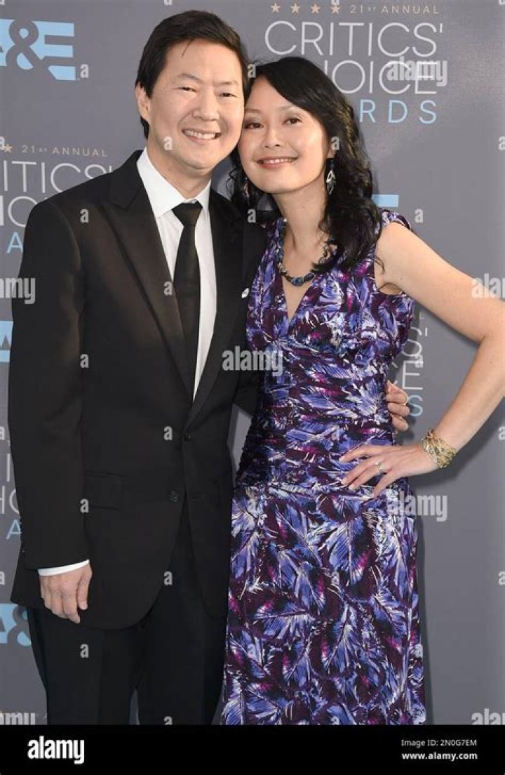 ken-and-tran-jeong-critics-choice-2016