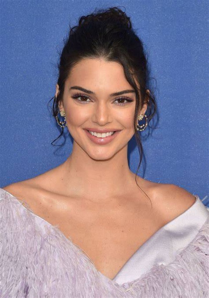 Kendall Jenner At The 2018 CFDA Awards