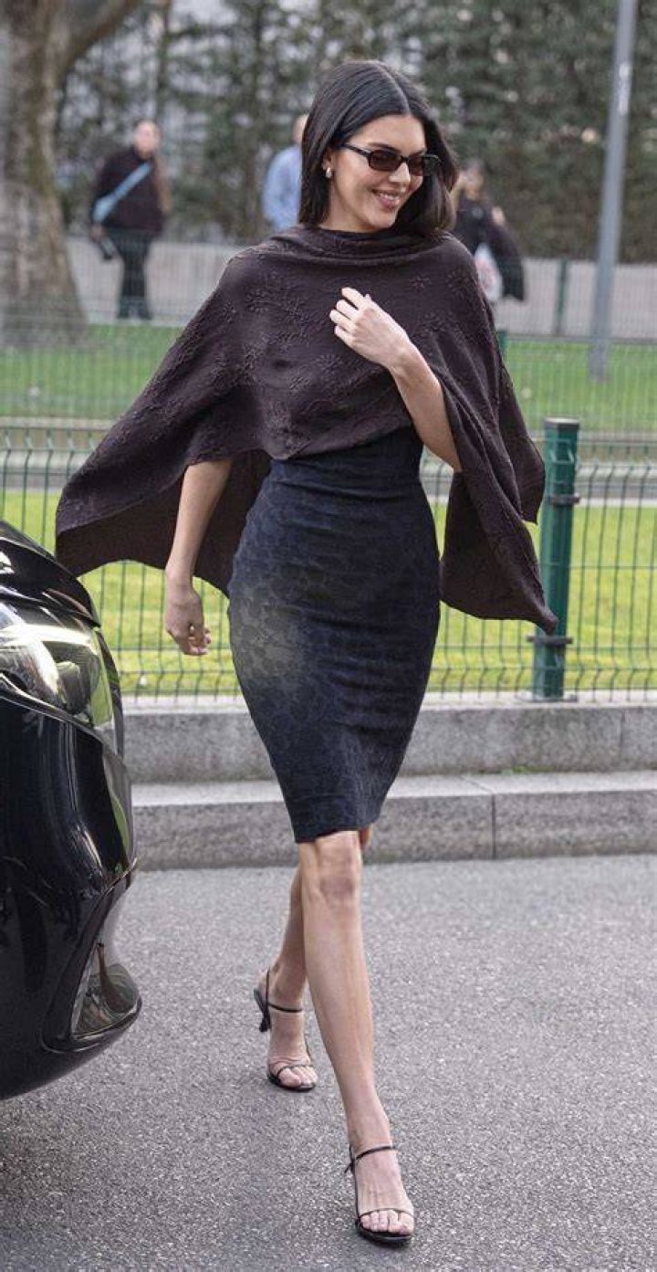 Kendall Jenner seen during a photo shooting in Paris during the Fashion Week on february 28th 2022. 28 Feb 2022 Pictured: Kendall Jenner. Photo credit: KCS Presse / MEGA TheMegaAgency.com +1 888 505 6342 (Mega Agency TagID: MEGA832641_032.jpg) [Photo via Mega Agency]