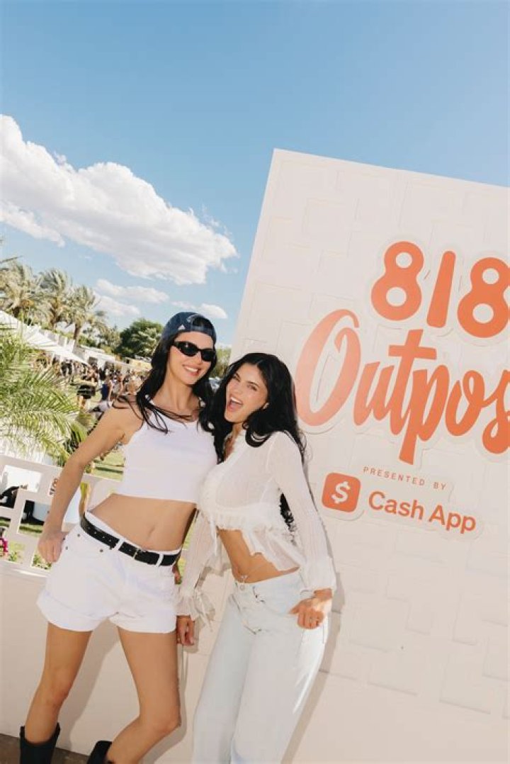 Kendall & Kylie Jenner At Coachella
