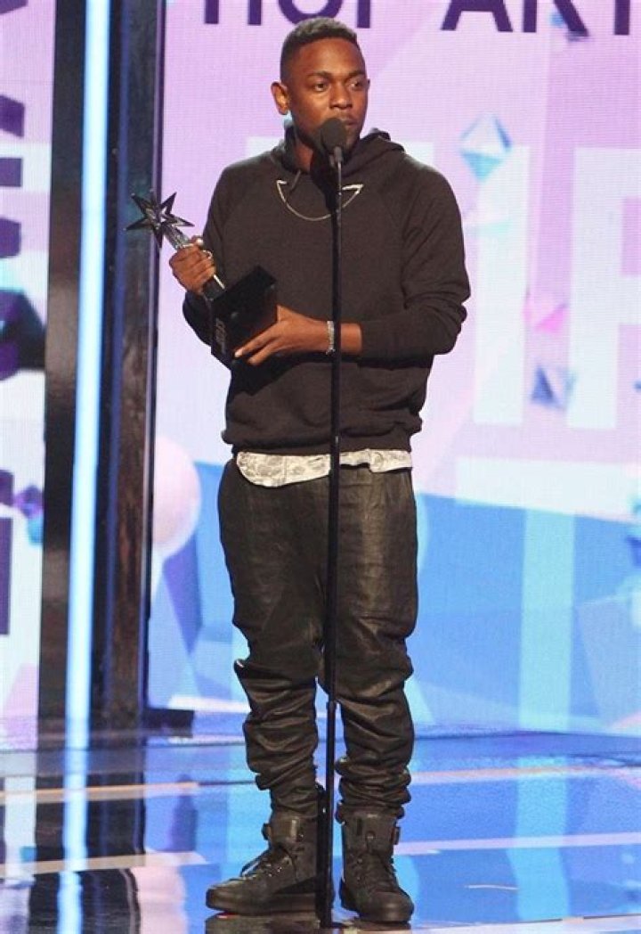Kendrick-Lamar-BET-Awards-2013