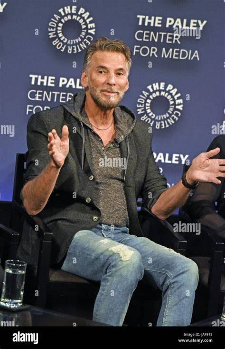Kenny Loggins Poses In 2017