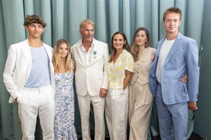 kevin grace costner